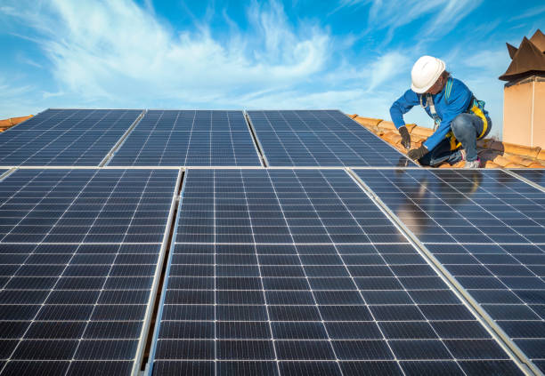 Best Solar Panel Roofing Installation  in Suitland, MD
