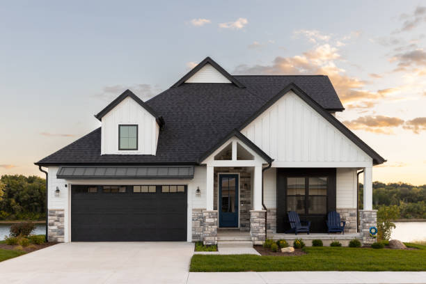 Best Emergency Roof Repair  in Suitland, MD